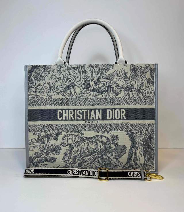 کیف DIOR دستی طرح جنگل