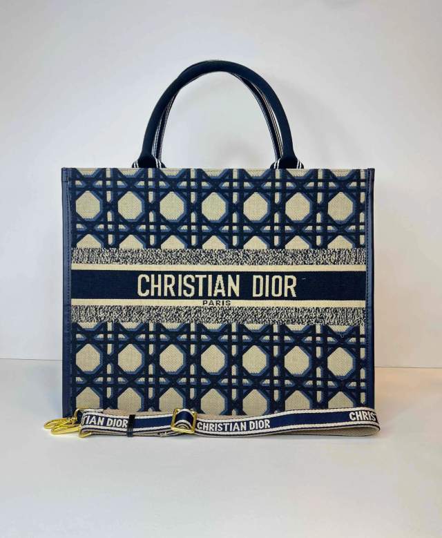 کیف DIOR دستی طرح دار 